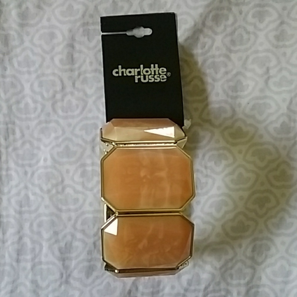 Bracelette